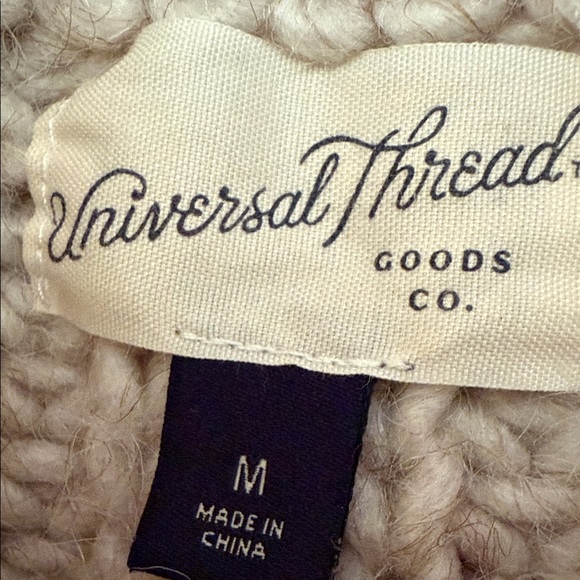 Universal Thread. Cozy Cable Knit Sweater - Cream - Picture 6 of 9